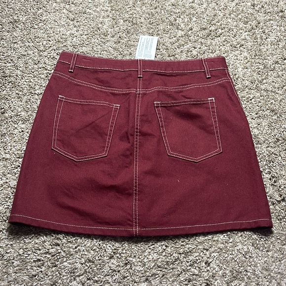 DENIM SKIRT WITH POCKETS SIZE 6 - Picture 2 of 3